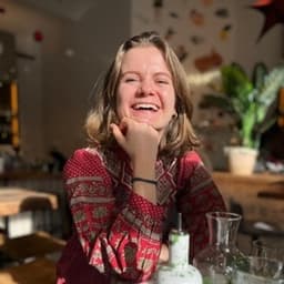 Fay Brasser - Member